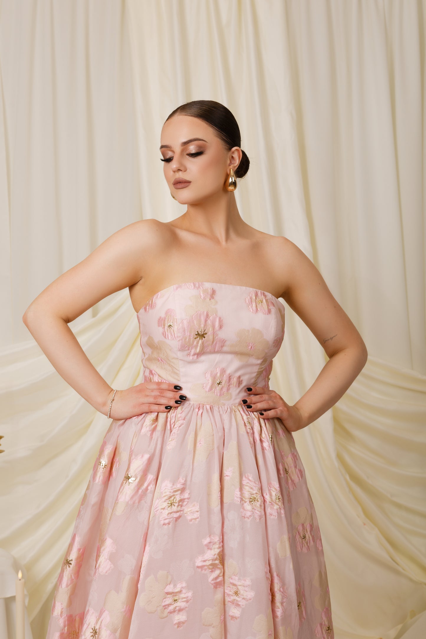 APRICOT